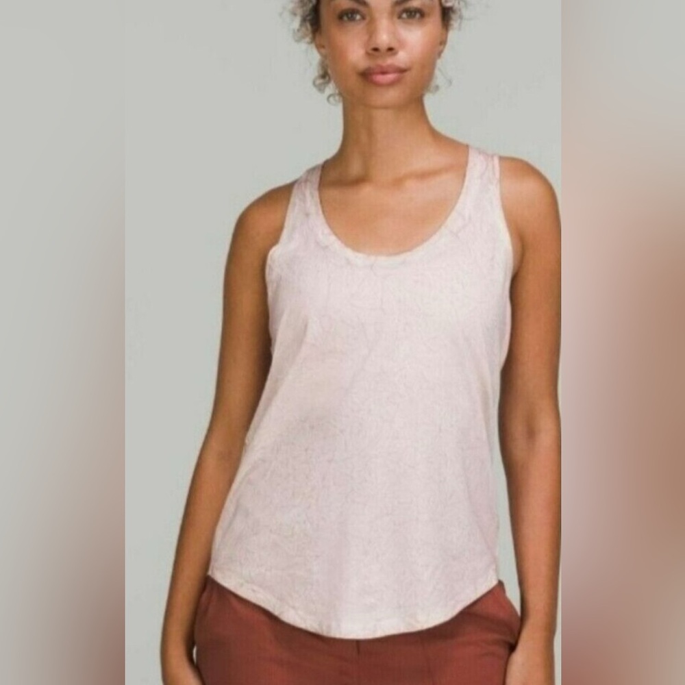 Lululemon Tank